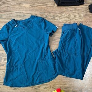 Cherokee Infinity Caribbean Blue  scrub set